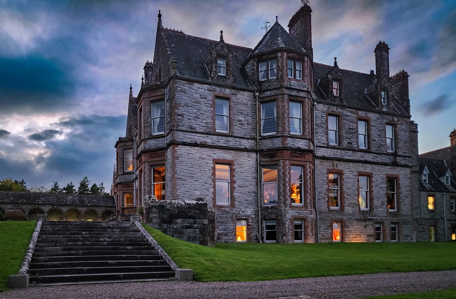 MNG, IRELAND · portfolio